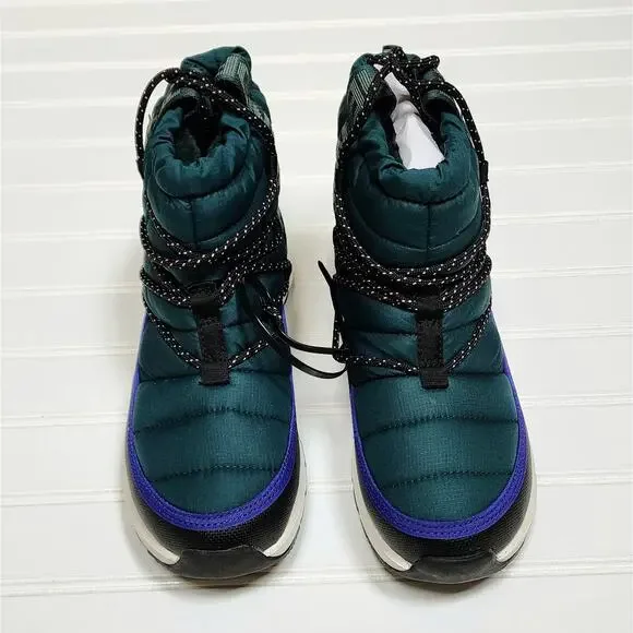 NWT The North Face Women's Thermoball Lace Up Waterproof Boots